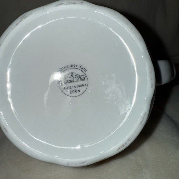 A Special Place Red Hat Society White Porcelain Tea Pot Hat Gloves Shoes Purse - Picture 7 of 7